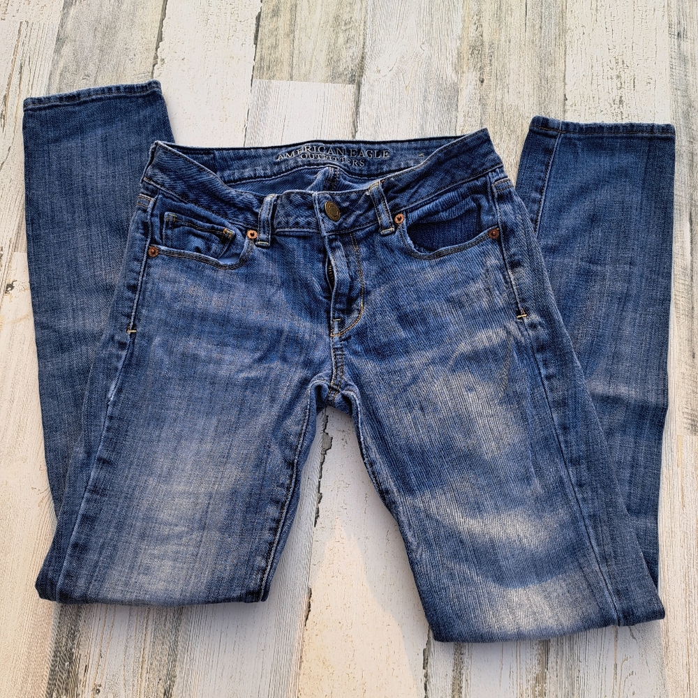 American Eagle skinny jeans size 2